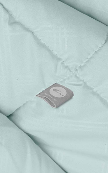 Bed | Akemi Uchi